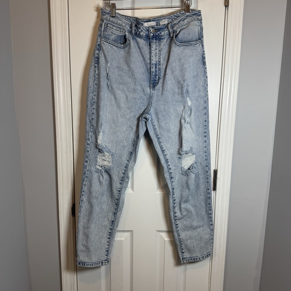 KanCan Jeans Womens Ultra High Rise Baggy Fit distressed sz 30 Light Wash